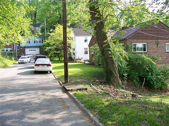2nd image of 937 Park St