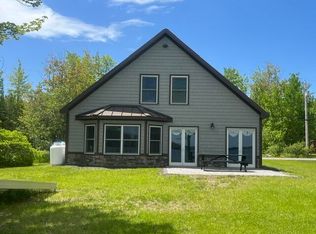 102 Pinkhams Cove Rd, Belgrade, ME 04917
