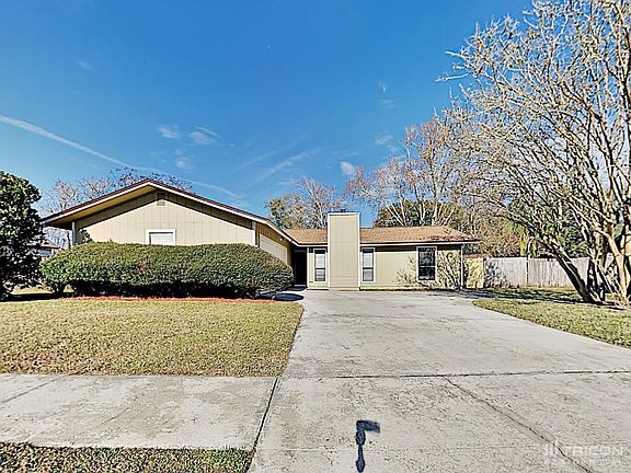 2nd image of 8444 Bottlebrush Ct