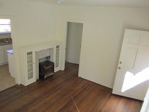 5th image of 407 E Chapel St APT G