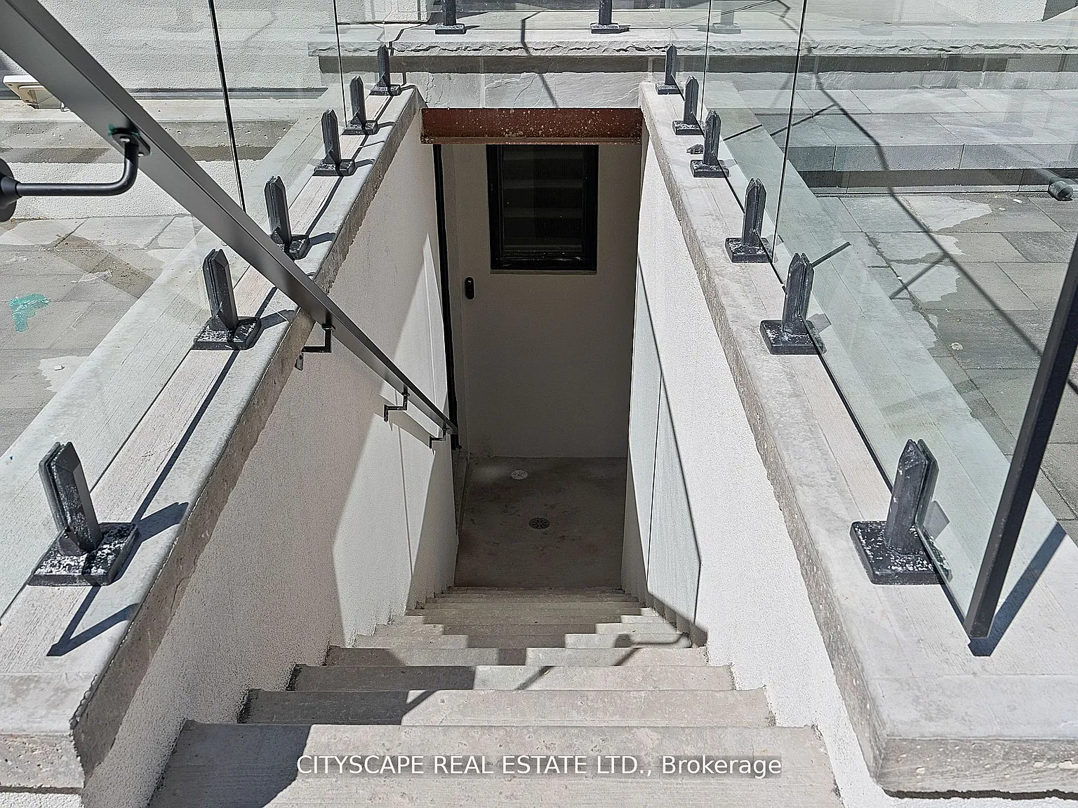 2 bed, $2,200 — Photo 2