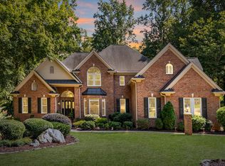 5425 Lake Edge Dr, Holly Springs, NC 27540