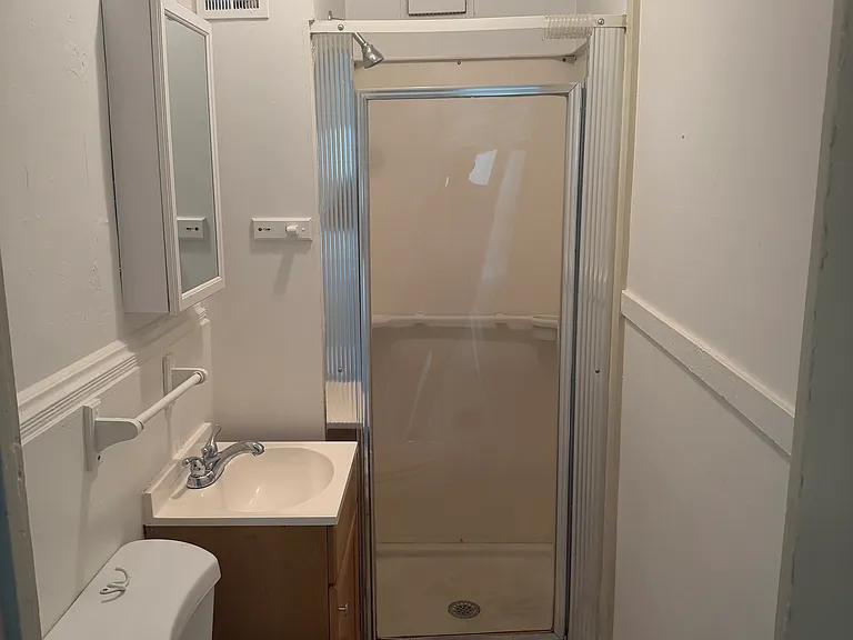 428 Lancaster Ave #2 — Photo 6