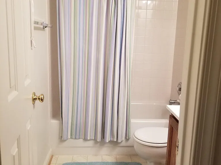 Basement full bathroom