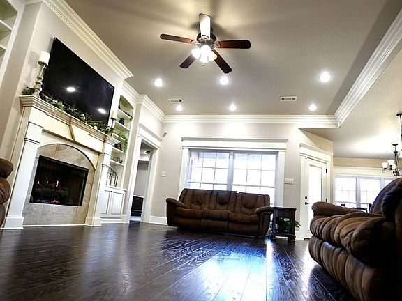 2nd image of 192 Coral Dr