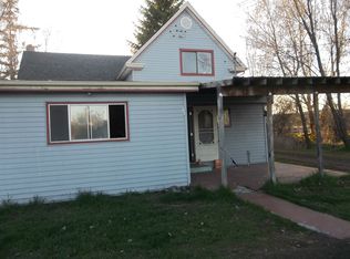 314 N 3rd St, Harrington, WA 99134