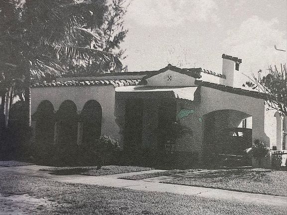 Circa 1940 