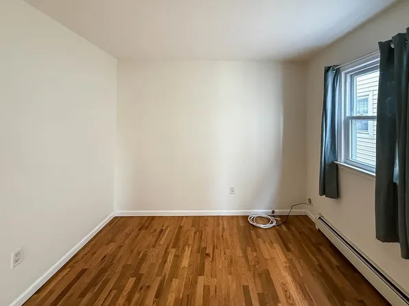 513 Avenue C image 24 of 27