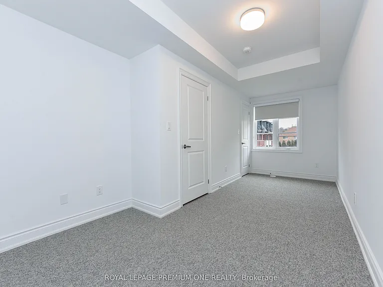 35 Lunar Cres #128 — Photo 14