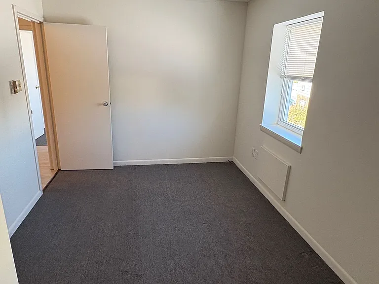 Charlotte Place Apartments — Photo 20