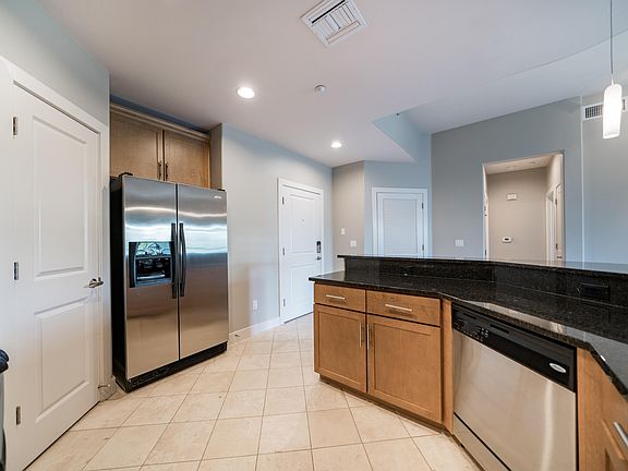 4th image of 945 E PLAYA DEL NORTE Drive #3009