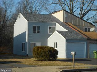 28 Pennington Ln, Quakertown, PA 18951