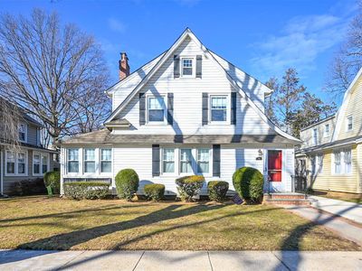 89 Hudson Road, Floral Park, NY, 11001