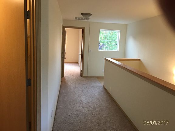 5th image of 8328 2nd St NE