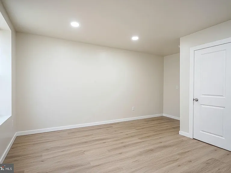1830 Filmore St — Photo 22