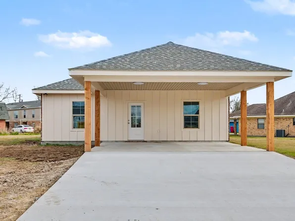 196 Belle Isle Dr, Thibodaux, LA 70301