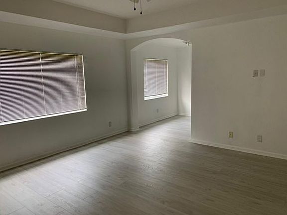 5th image of 1101 Center Stone Ln