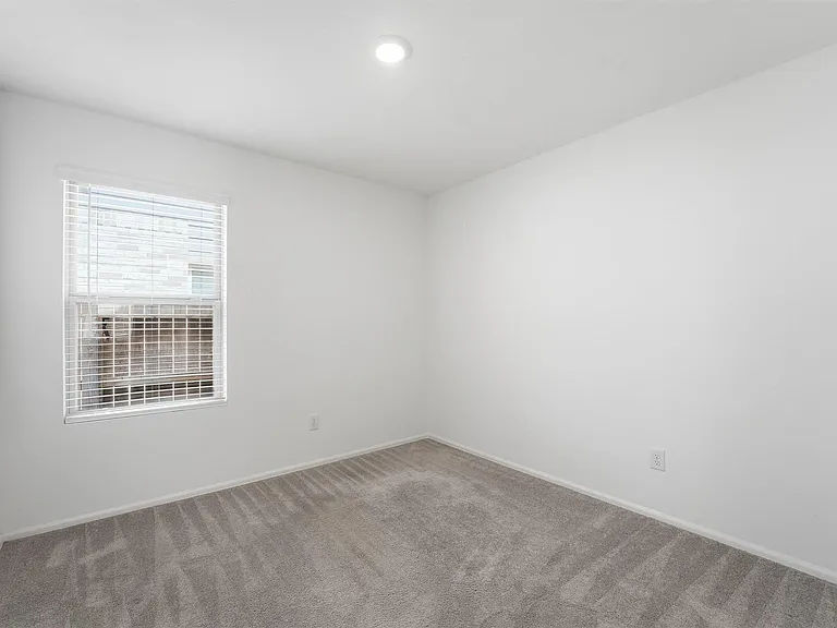 22238 Palladium Dr — Photo 22