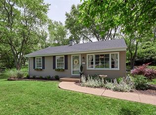 628 Dennison Dr, Ballwin, MO 63021