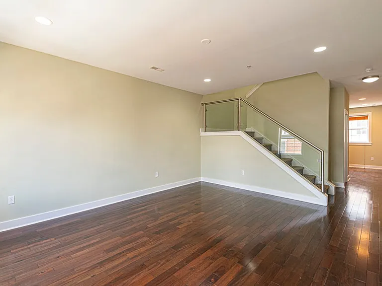 2620 Webster Street — Photo 6