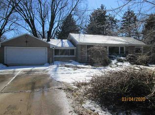 2031 Hillside Dr, Rockford, IL