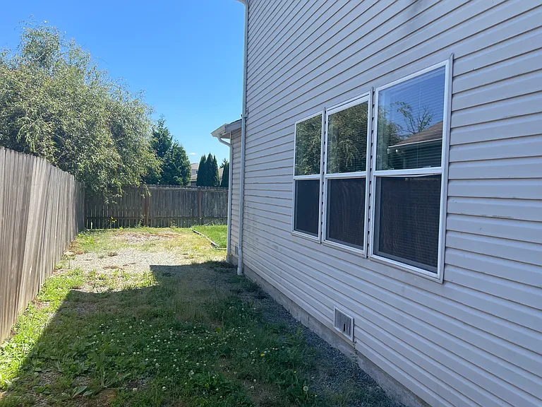 3008 Arbor St — Photo 17