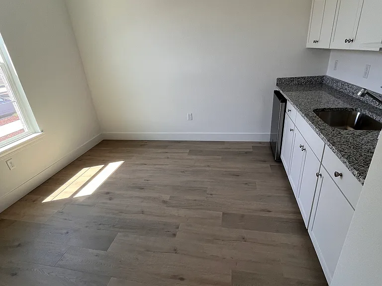 17736 McKee Blvd #2 — Photo 4