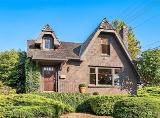 7702 14th Ave NE, Seattle, WA 98115