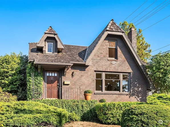 7702 14th Avenue NE, Seattle, WA 98115