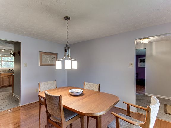4th image of 14429 Kings Grant St