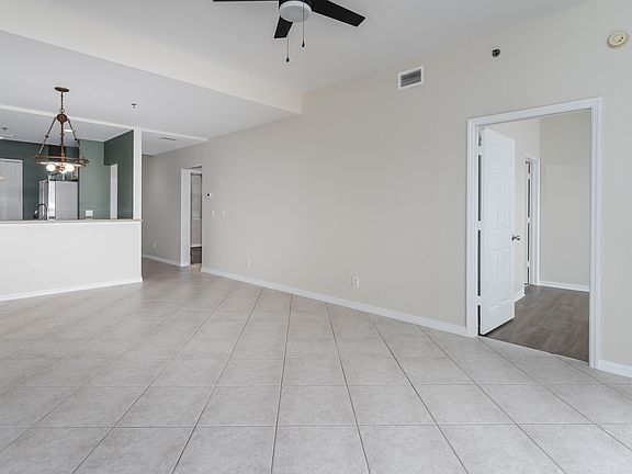 4th image of 886 Park Ave Unit 402