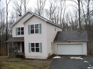 22 Shotwell Rd, Columbia, NJ 07832