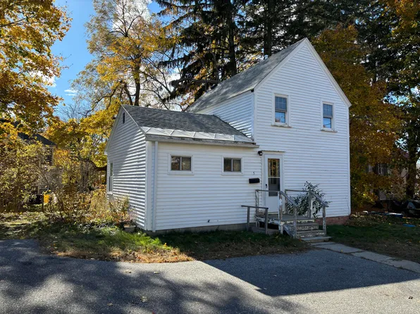5 North Street, Lisbon, ME 04252