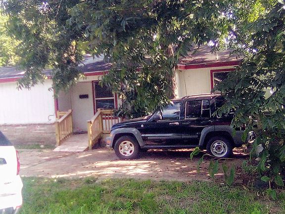 Front Area- Porch Ramp Support