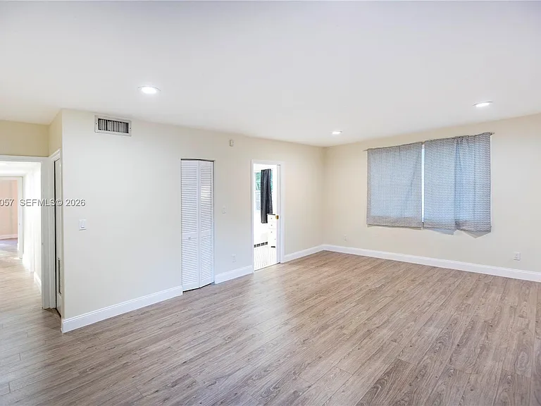 5451 SW 80th St — Photo 17