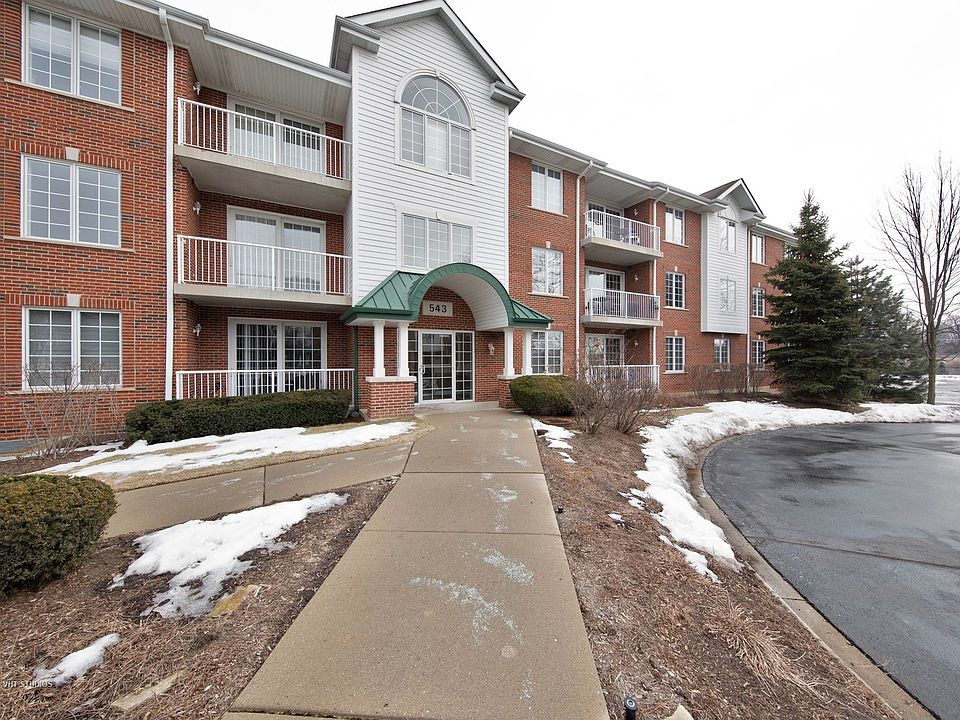 1st image of 543 N Hough St APT 204