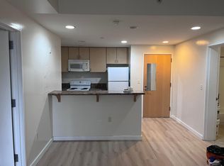 817 Arch St #502, Philadelphia, PA 19107
