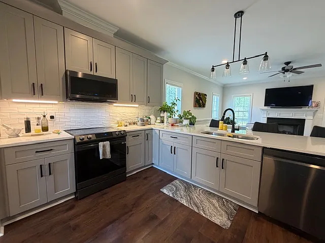 2092 Cornerstone Dr — Photo 12