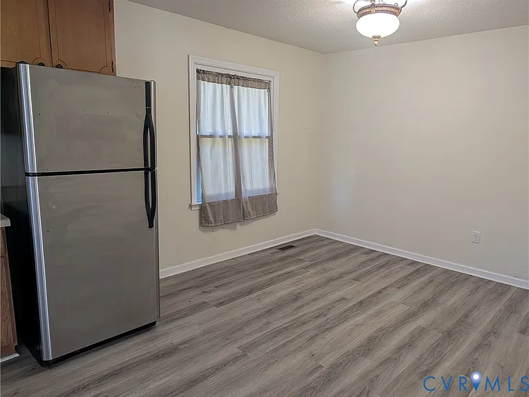 23421 Courthouse Rd — Photo 9