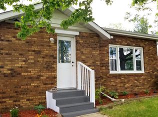 1304 Bailey Ln, Benton, IL 62812