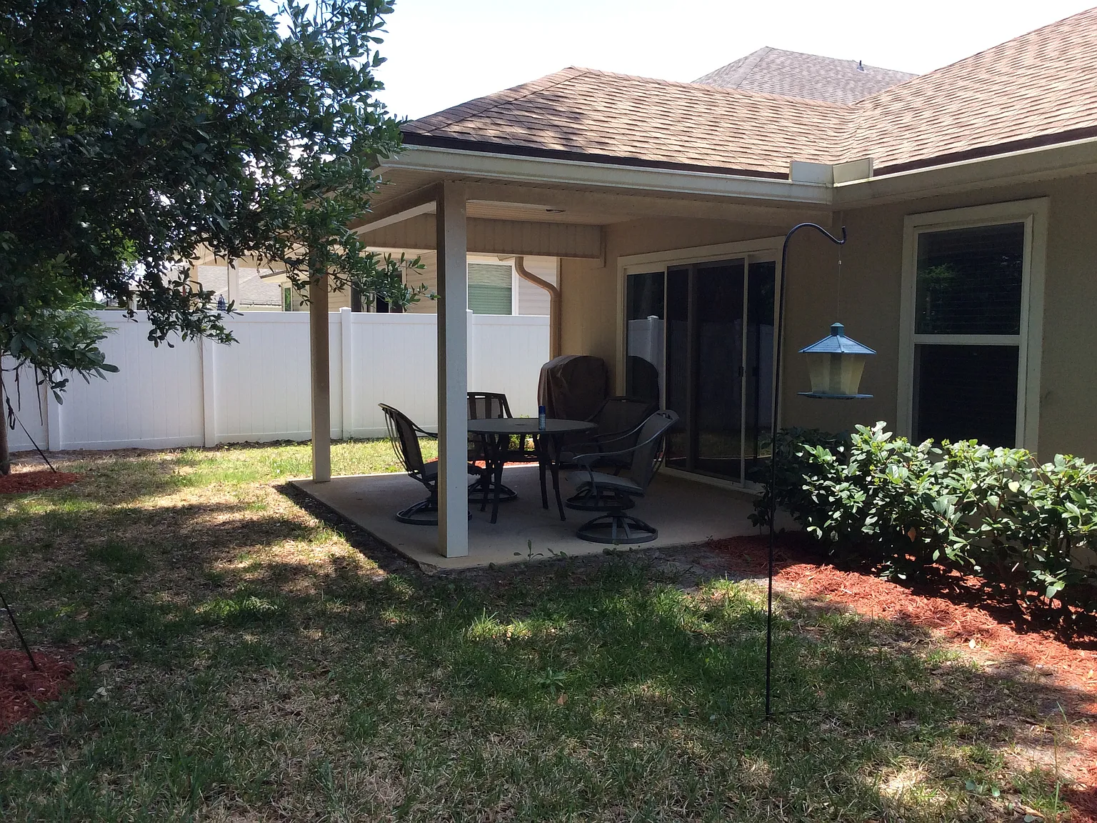 3 bed, 1732 sqft, $2,090 — Photo 2
