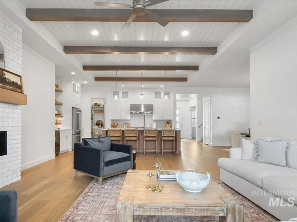 2260 E Timber Trl, Kuna, ID 83634