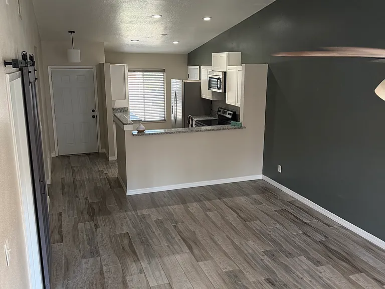 Living/ dining room