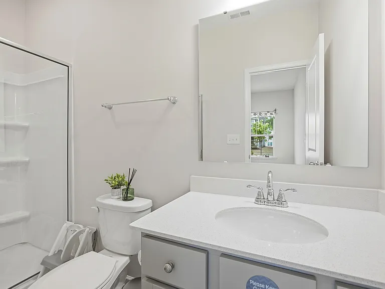 1401 Addison Lake St — Photo 31