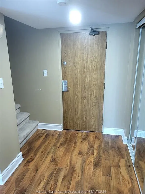 2 bed, 2.0 bath, 1010 sqft, $2,000 — Photo 3