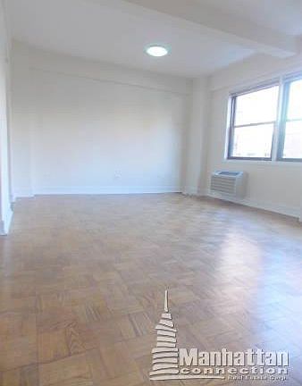 2nd image of 225 E 70th St APT 9G