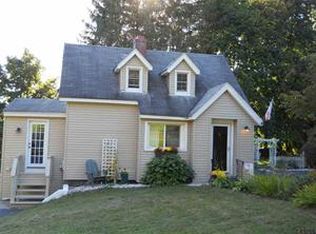1106 Euclid Ter, Troy, NY 12180