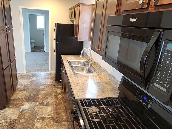 2nd image of 12 Lisa Kay Blvd #12