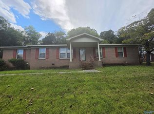 2801 Brett Rd NW, Huntsville, AL 35810