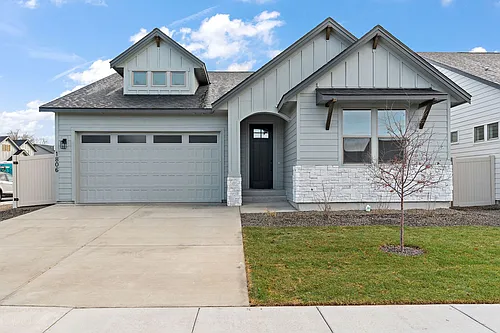 1806 N Black Elm Ln Photo 1 1806 N Black Elm Ln Photo 1